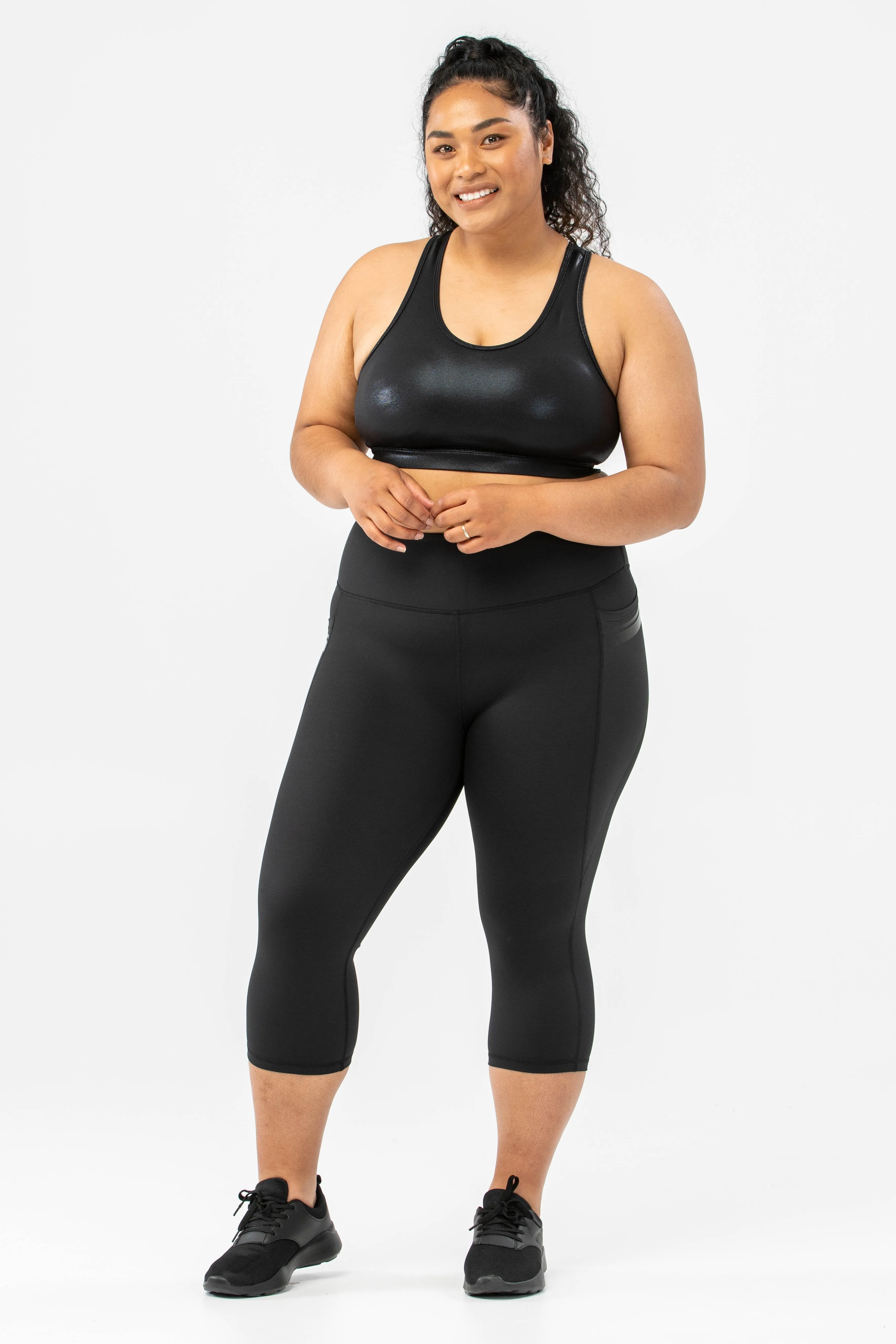 Endurance Black Stripe High Rise 3/4 Pocket Leggings